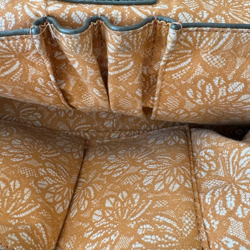 HOBO Leather Tote, Sage Green - Picture 10 of 16